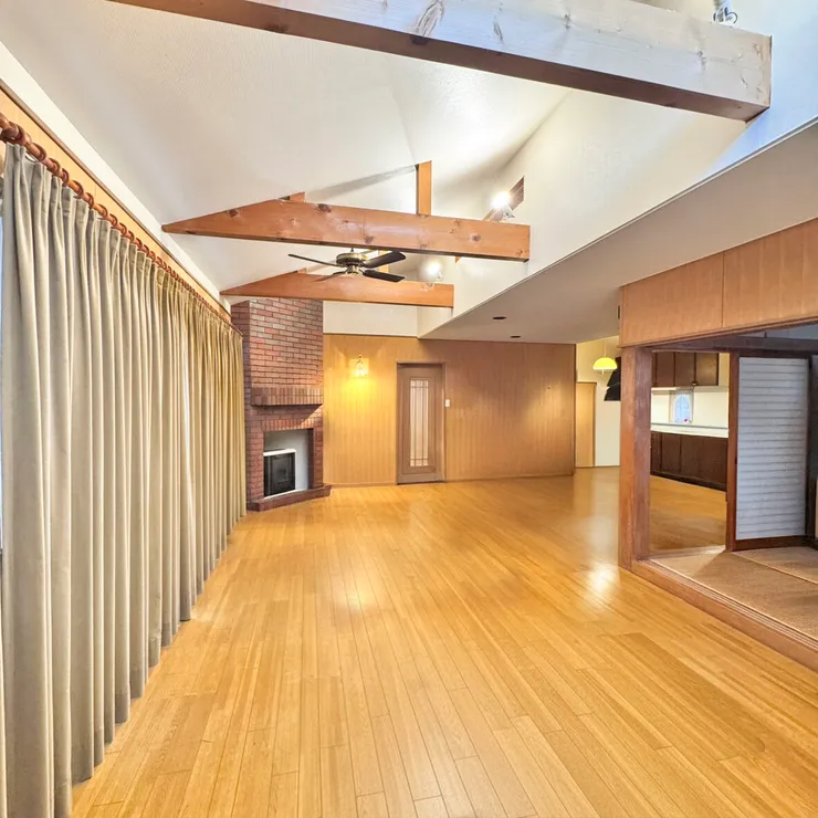 白老郡白老町字石山の温泉付中古戸建